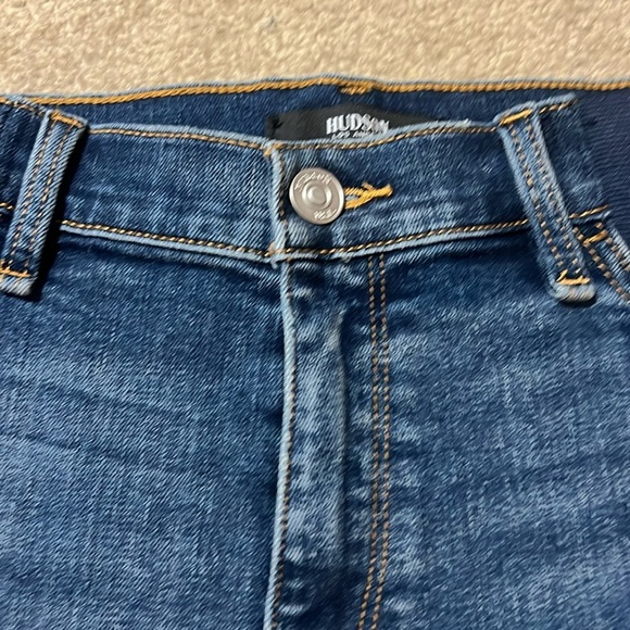 Hudson Maternity Jean Shorts Size 31 Demin Frayed Hem - Picture 4 of 8